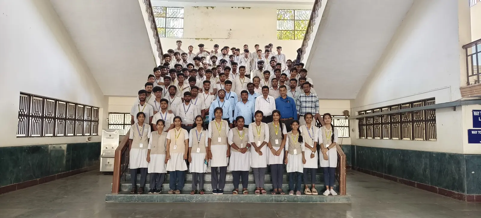Adhiyamaan Polytechnic College Dr M G R Nagar Hosur campus