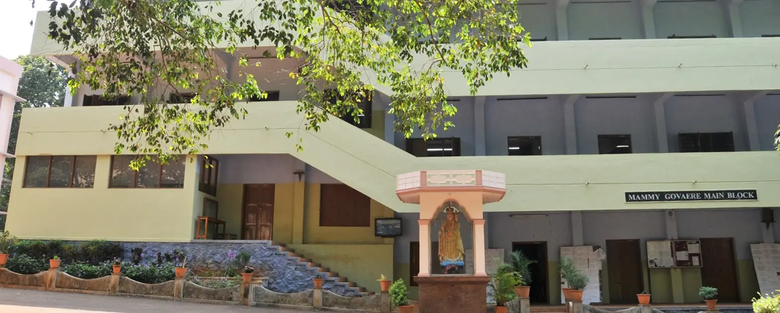Annai Velankanni College, Tholayavattam campus