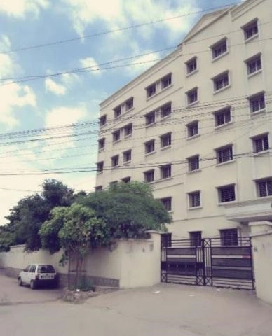 Aurora’s Post Graduate College campus