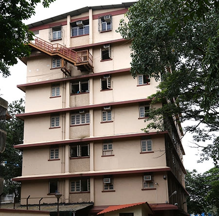 SIES College of Commerce and Economics campus