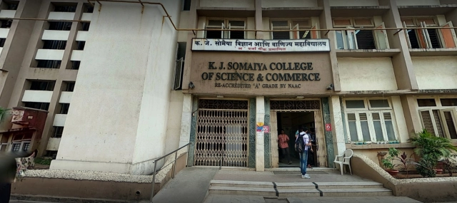 K J Somaiya College of Science and Commerce campus
