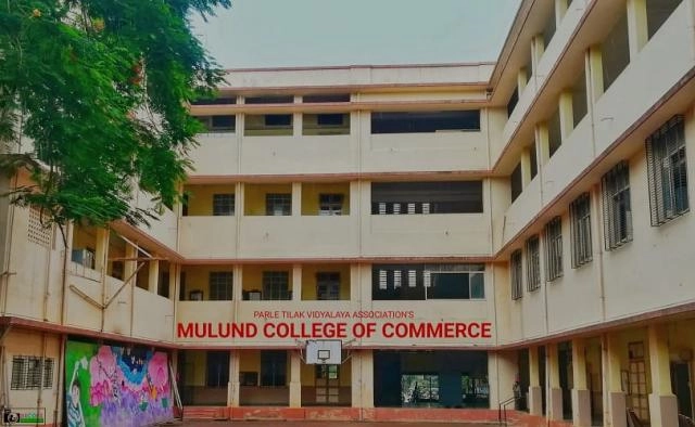 Mulund College of Commerce campus