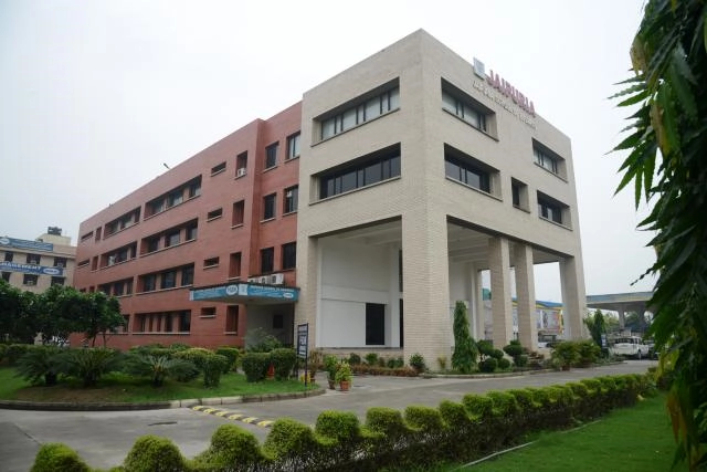 Jaipuria School of Business (JSB) campus