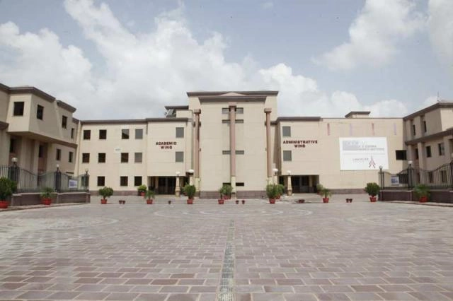 GD Goenka World Institute campus