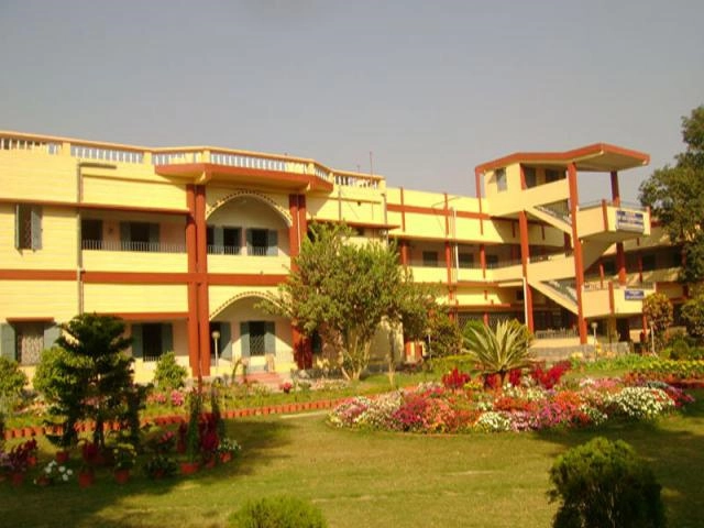Barrackpore Rastraguru Surendranath College campus