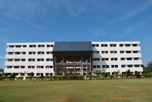 G H Raisoni Institute of Management Studies campus