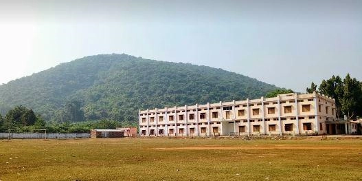Dhenkanal Autonomous College campus
