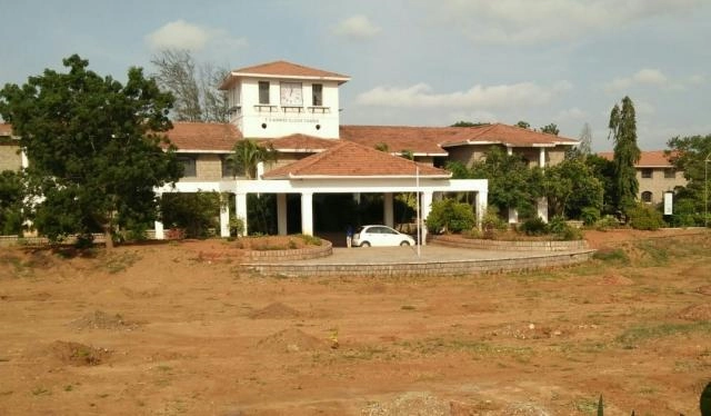 SNMV College of Arts and Science campus