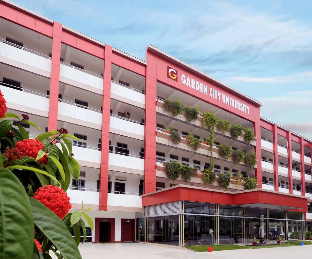 Garden City College of Science and Management Studies campus
