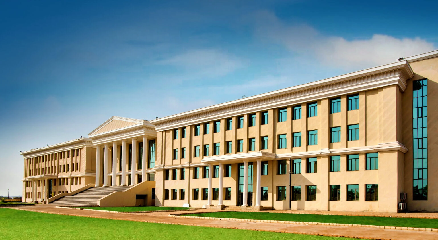 Amity University, Raipur campus