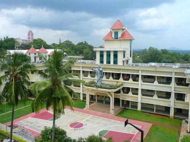 Mar Baselios College of Engineering and Technology campus