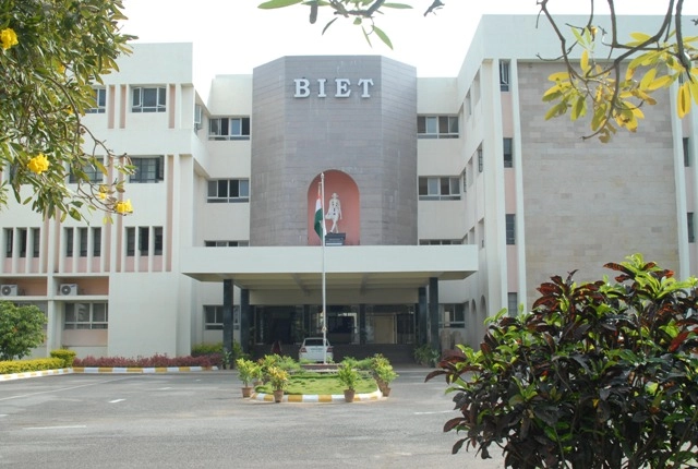 Bapuji Institute of Engineering and Technology (BIET) campus