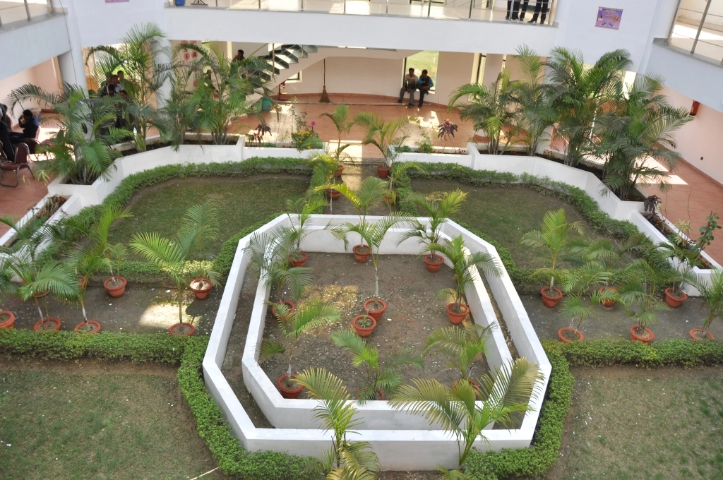 Sun Institute of Management and Technology campus
