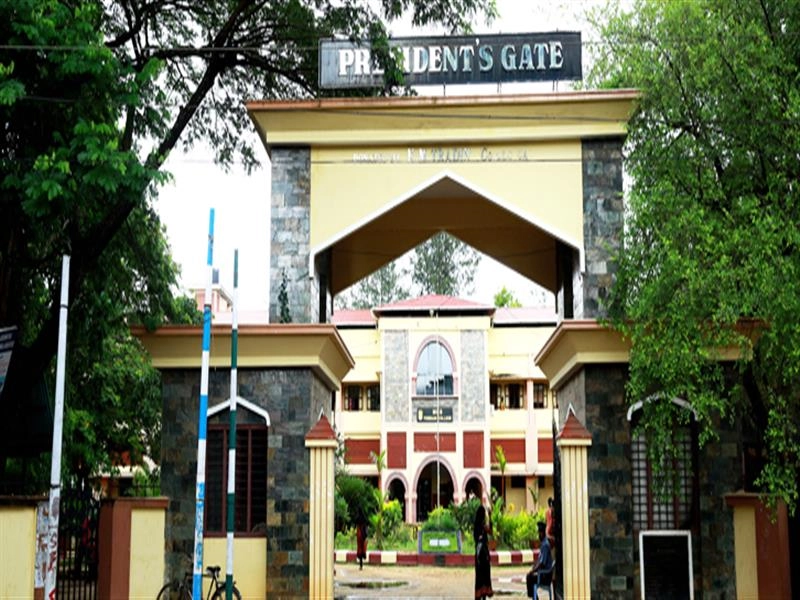 MES Ponnani College campus