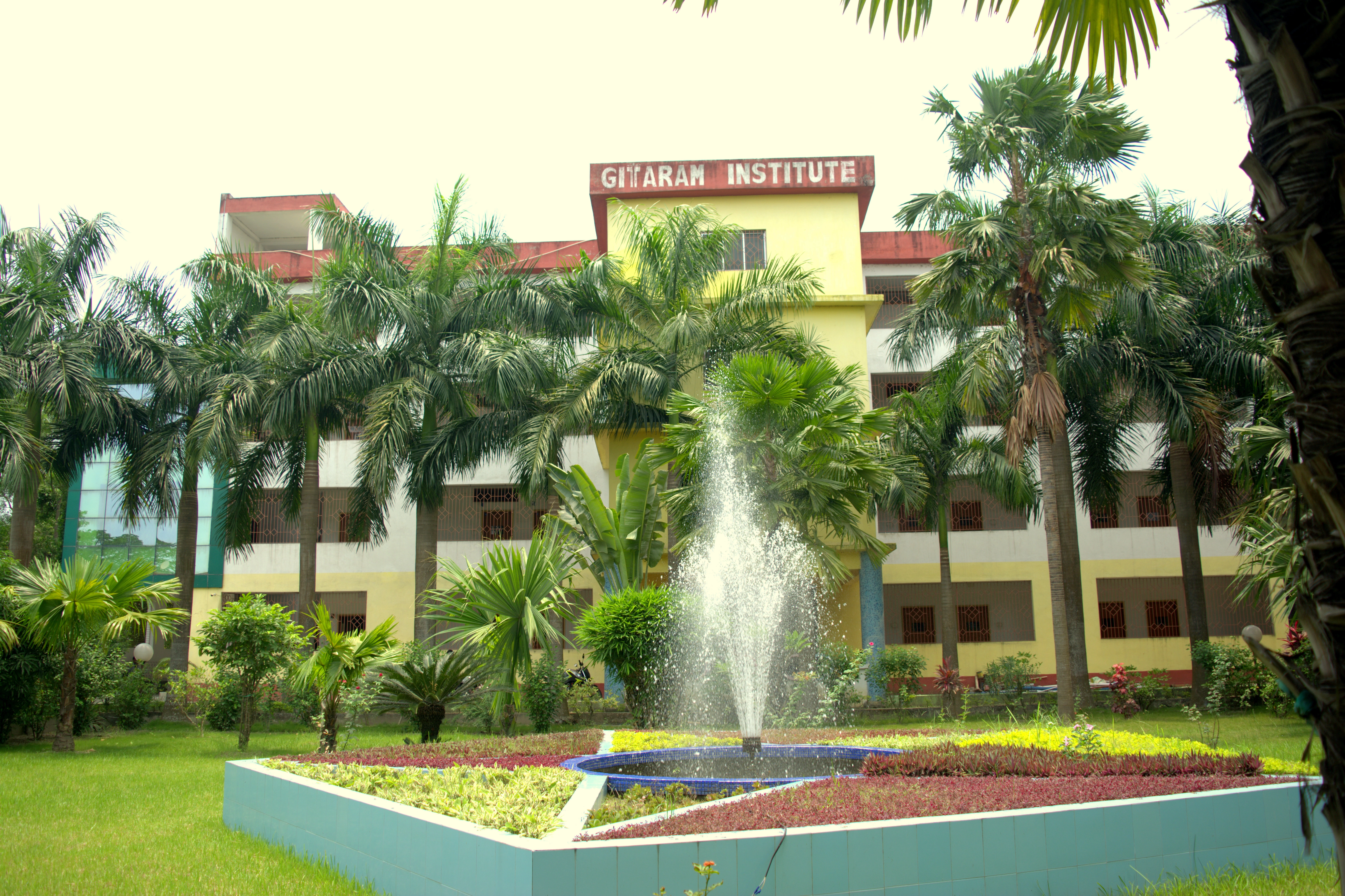 Gitaram Institute of Management campus