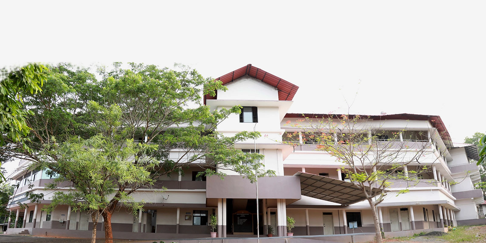 Baselios Poulose Second College campus