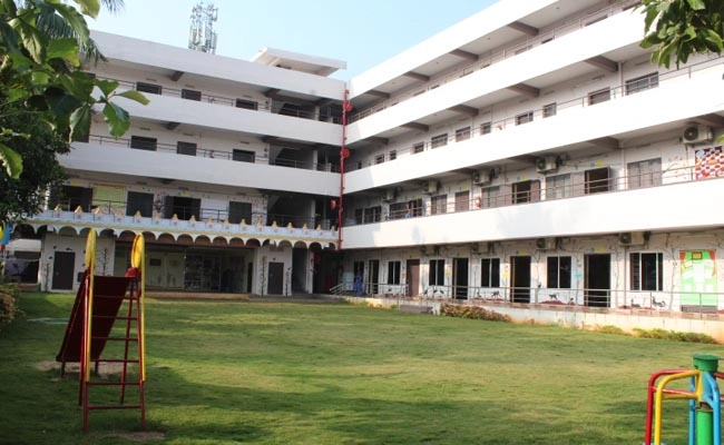 Sri Krishnaveni Degree College campus