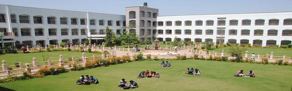 Shri Ram Institute of Management campus