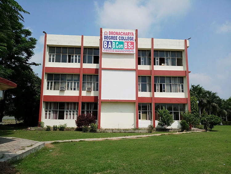 Dronacharya Degree College campus