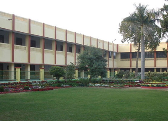 Dayanand Brajendra Swarup College campus