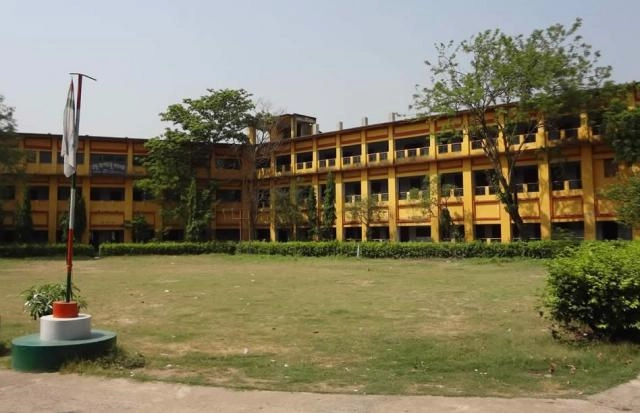 Prabhu Jagatbandhu College campus