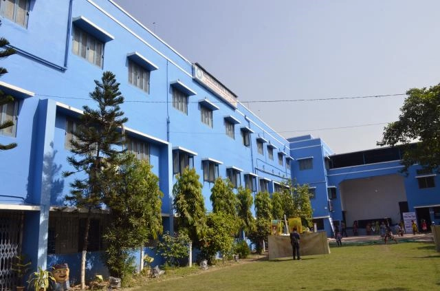 Hiralal Mazumdar Memorial College for Women campus