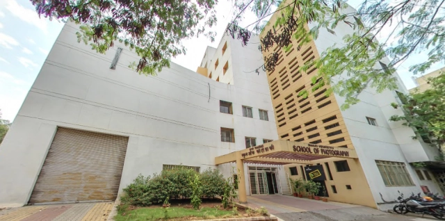 Bharati Vidyapeeth?s School of Photography campus