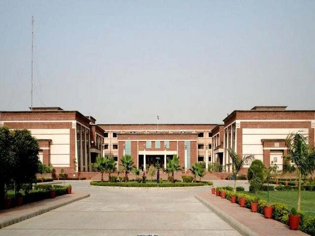 Echelon Institute of Technology campus