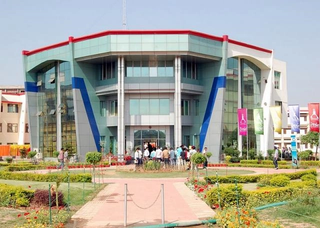 Swami Vivekanand Institute of Engineering and Technology campus