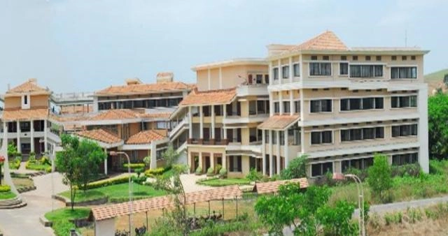 Canara Engineering College campus