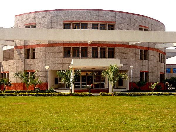 Institute of Bio-Sciences and Bio-Technology, Chhatrapati Shahu Ji Maharaj University campus