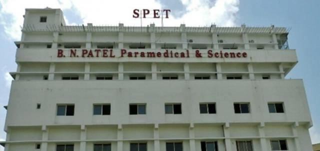 B.N. Patel Institute of Paramedical and Science campus