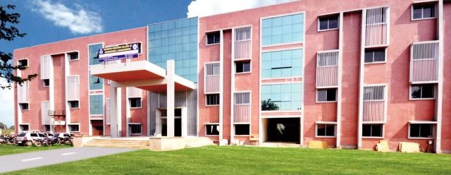 Hasmukh Goswami College of Engineering campus