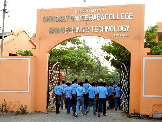 Shri Sant Gadge Baba College of Engineering and Technology campus