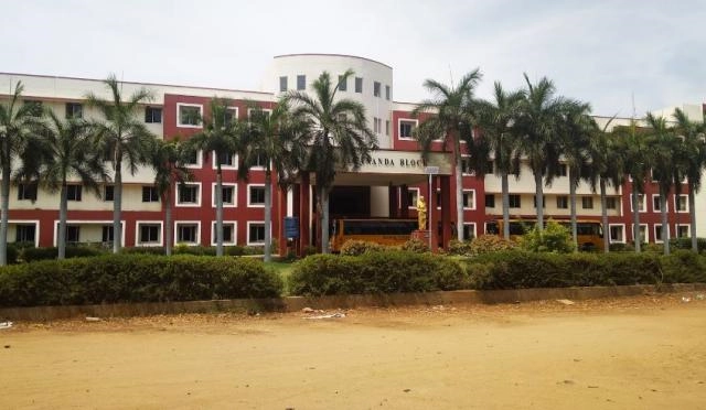 Velammal College of Engineering and Technology campus