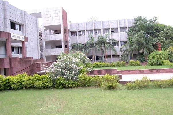 Shri S?ad Vidya Mandal Institute Of Technology campus