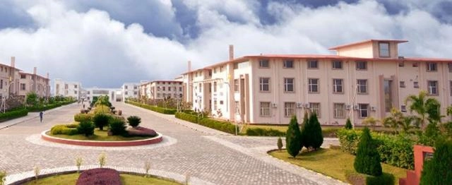 Arni University campus