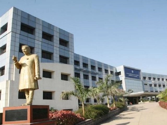 Sumathi Reddy Institute of Technology for Women campus