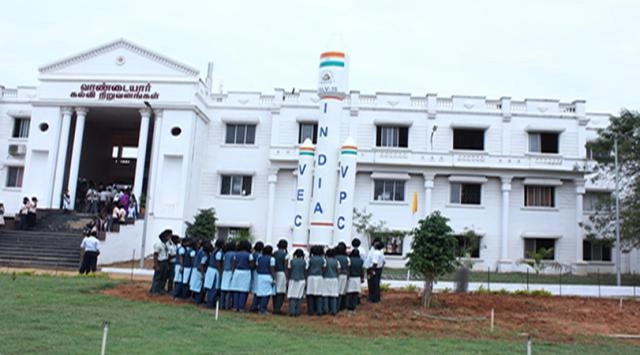 Vandayar Engineering College campus