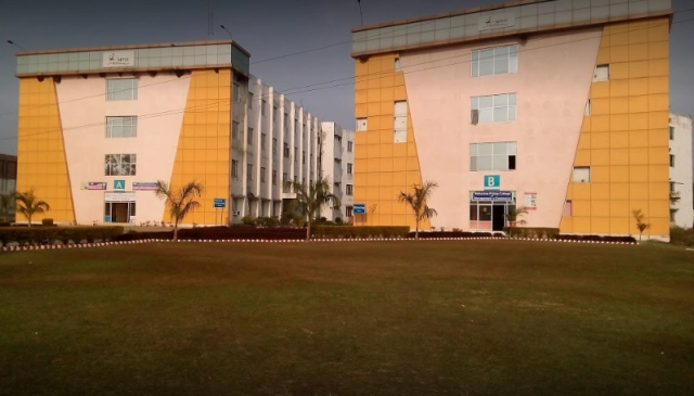 Maharana Institute of Technology and Sciences campus