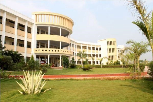 Gnanamani College of Technology (GCT) campus