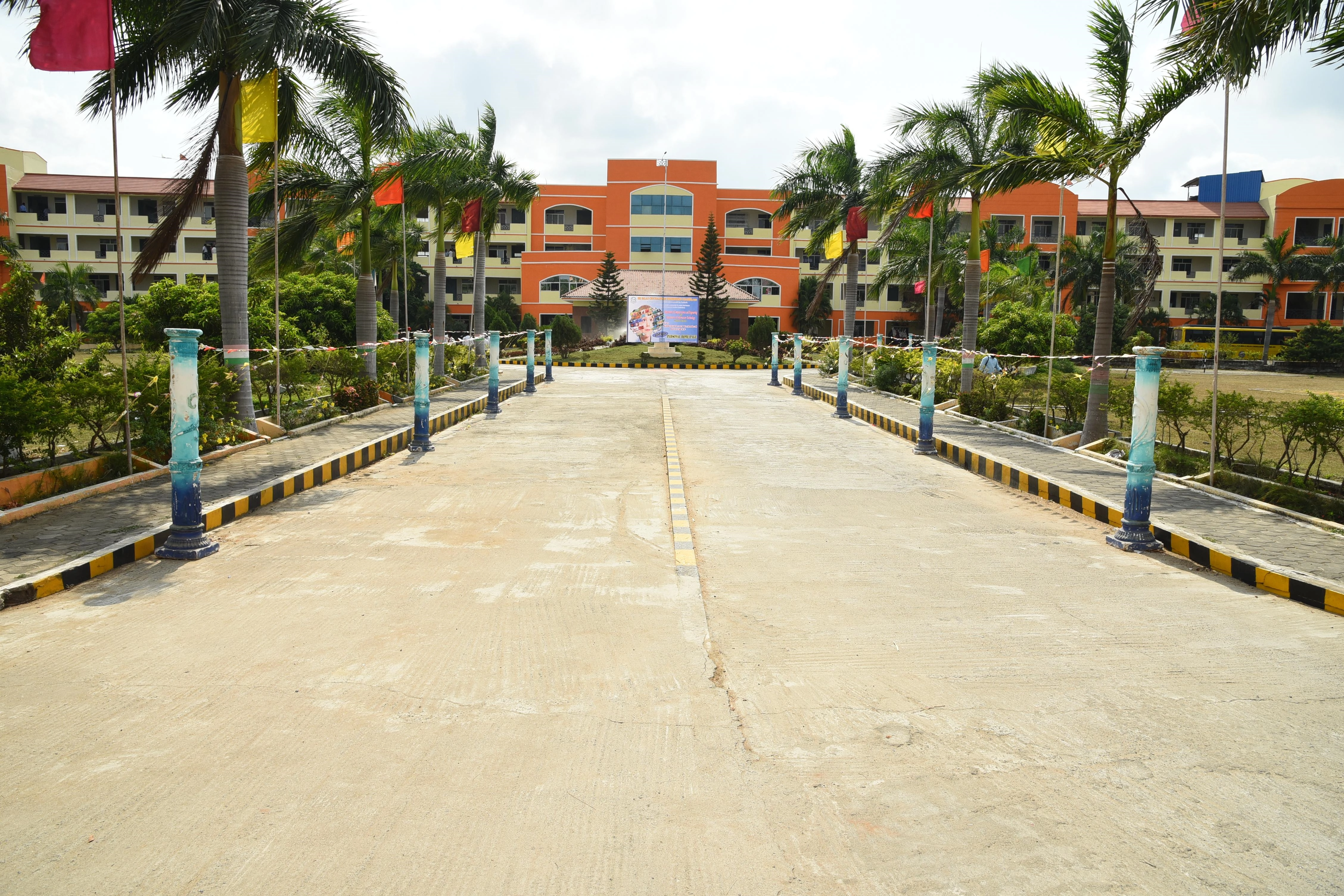 Sri Balaji Chockalingam Engineering College campus