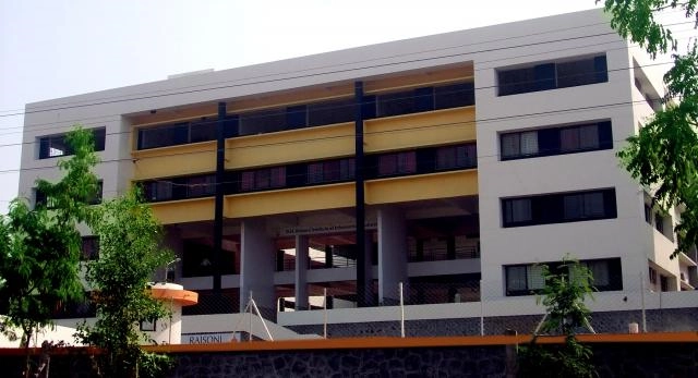 G H Raisoni Institute of Business Management campus