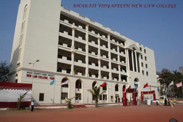 New Law College, Bharati Vidyapeeth Deemed University campus