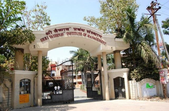 Shri Vaishnav Institute of Management campus