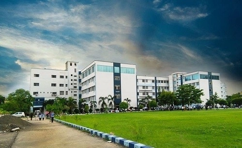 Guru Nanak Institute of Hotel Management campus