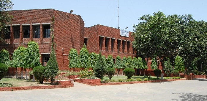 College of Vocational Studies, University of Delhi campus