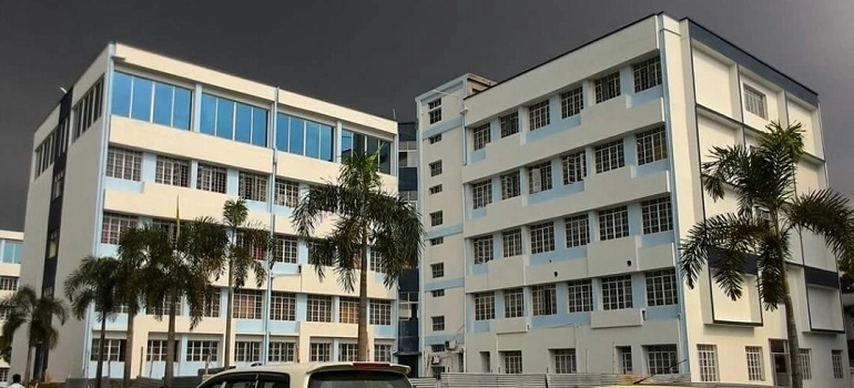 Guru Nanak Institute of Pharmaceutical Science and Technology campus