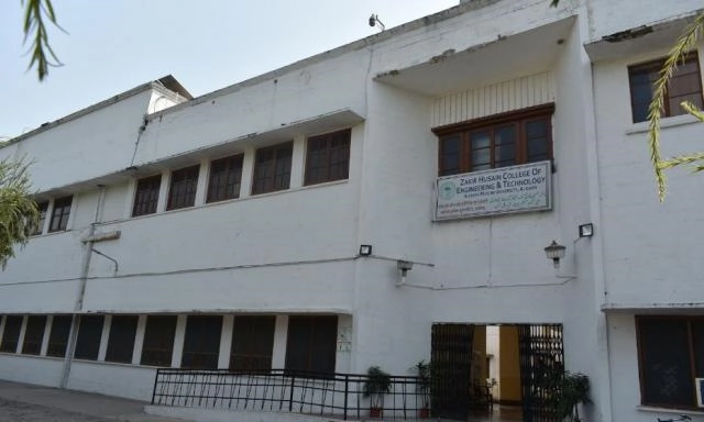 Zakir Husain College of Engineering and Technology campus