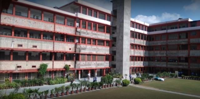 S.S. Jain Subodh Pg College campus